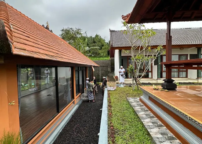 Bali Basuki Retreat Center * Besakih
