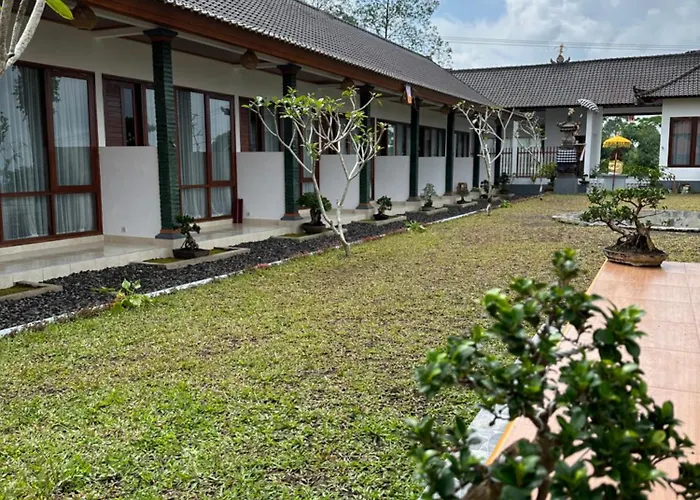 Bali Basuki Retreat Center منزل للإقامة