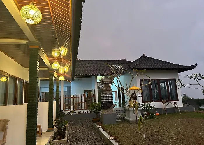 منزل للإقامة Bali Basuki Retreat Center *